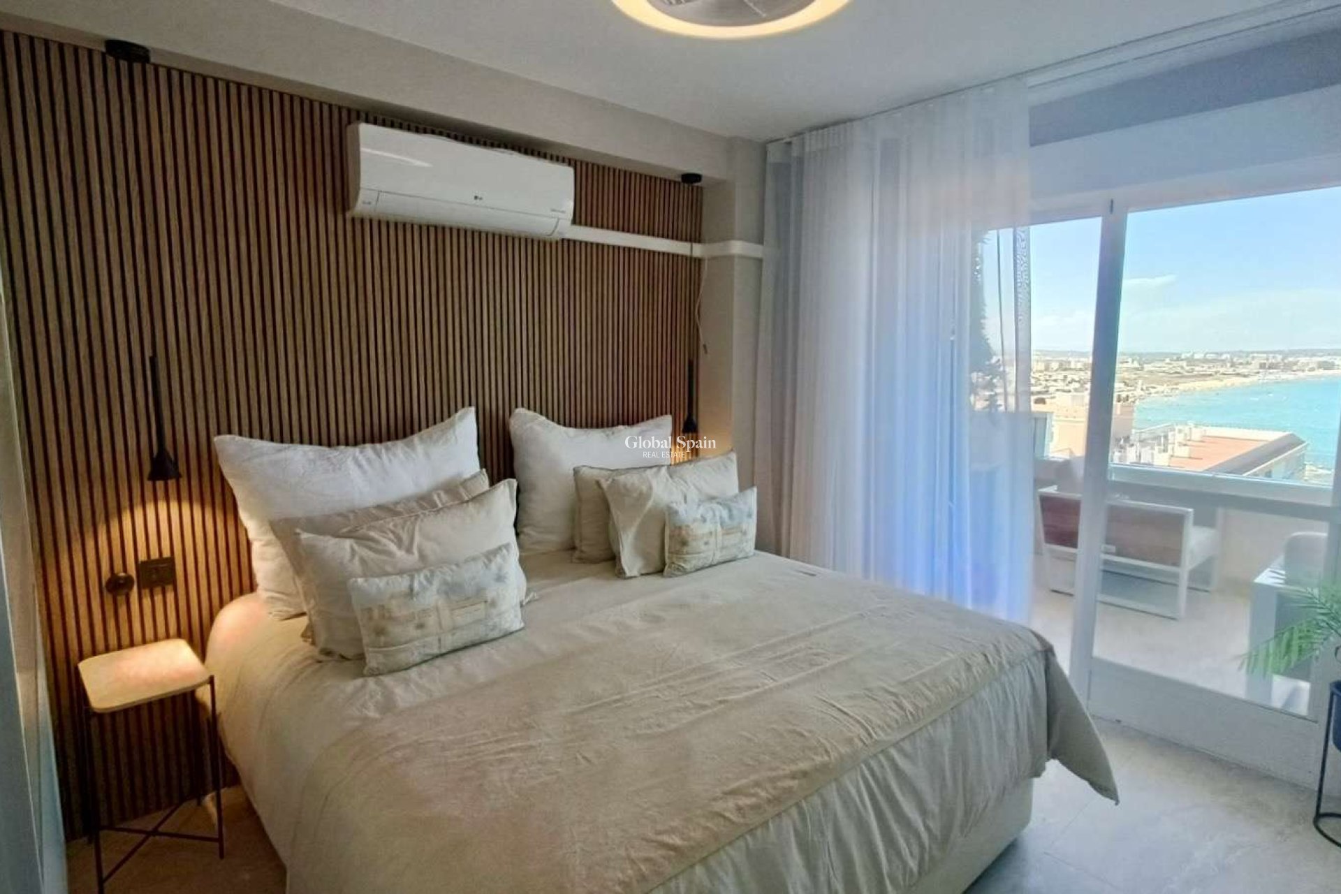 Venta - APARTAMENTO -
LA MATA