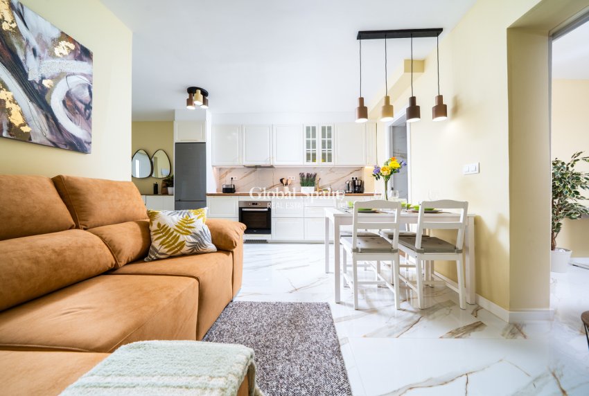 Venta - APARTAMENTO -
La Veleta - Costa Blanca