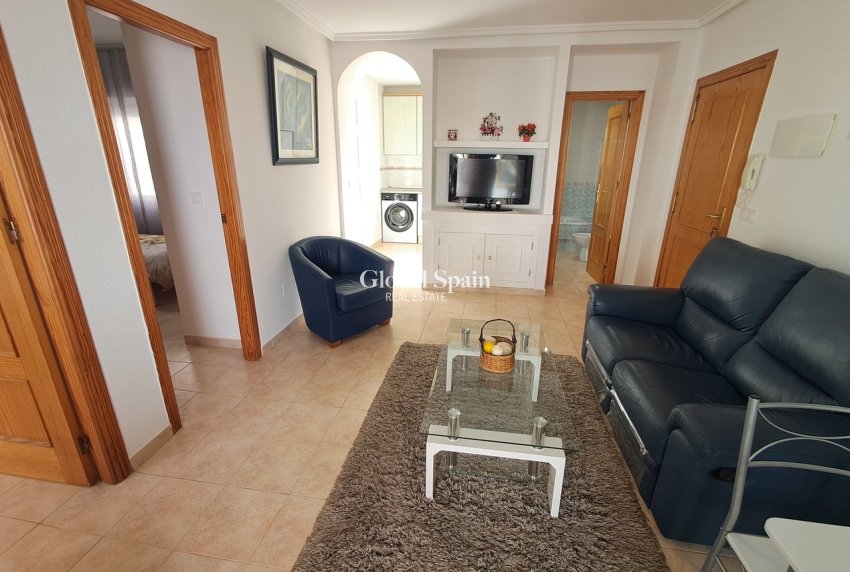 Venta - APARTAMENTO -
LA ZENIA - Costa Blanca