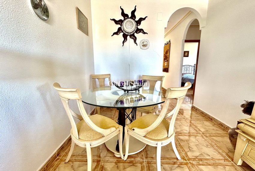 Venta - APARTAMENTO -
LA ZENIA - Costa Blanca