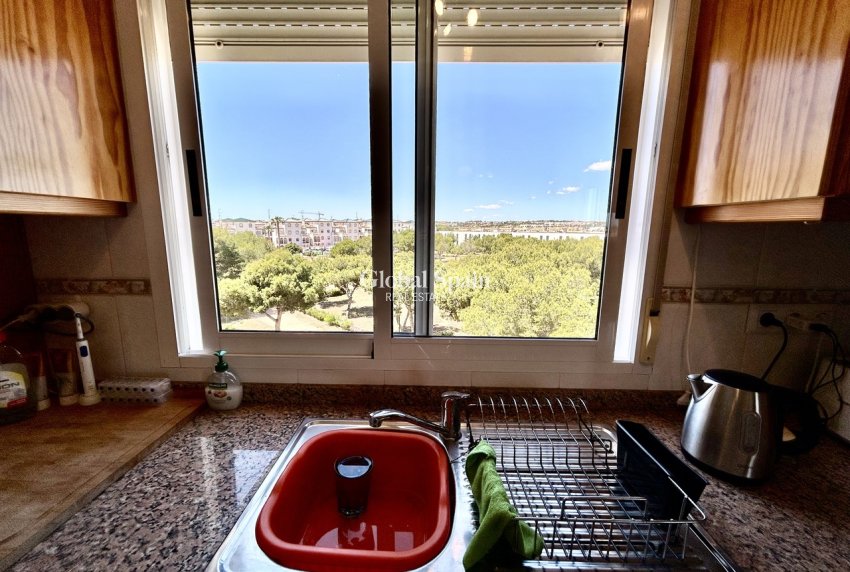 Venta - APARTAMENTO -
LA ZENIA - Costa Blanca