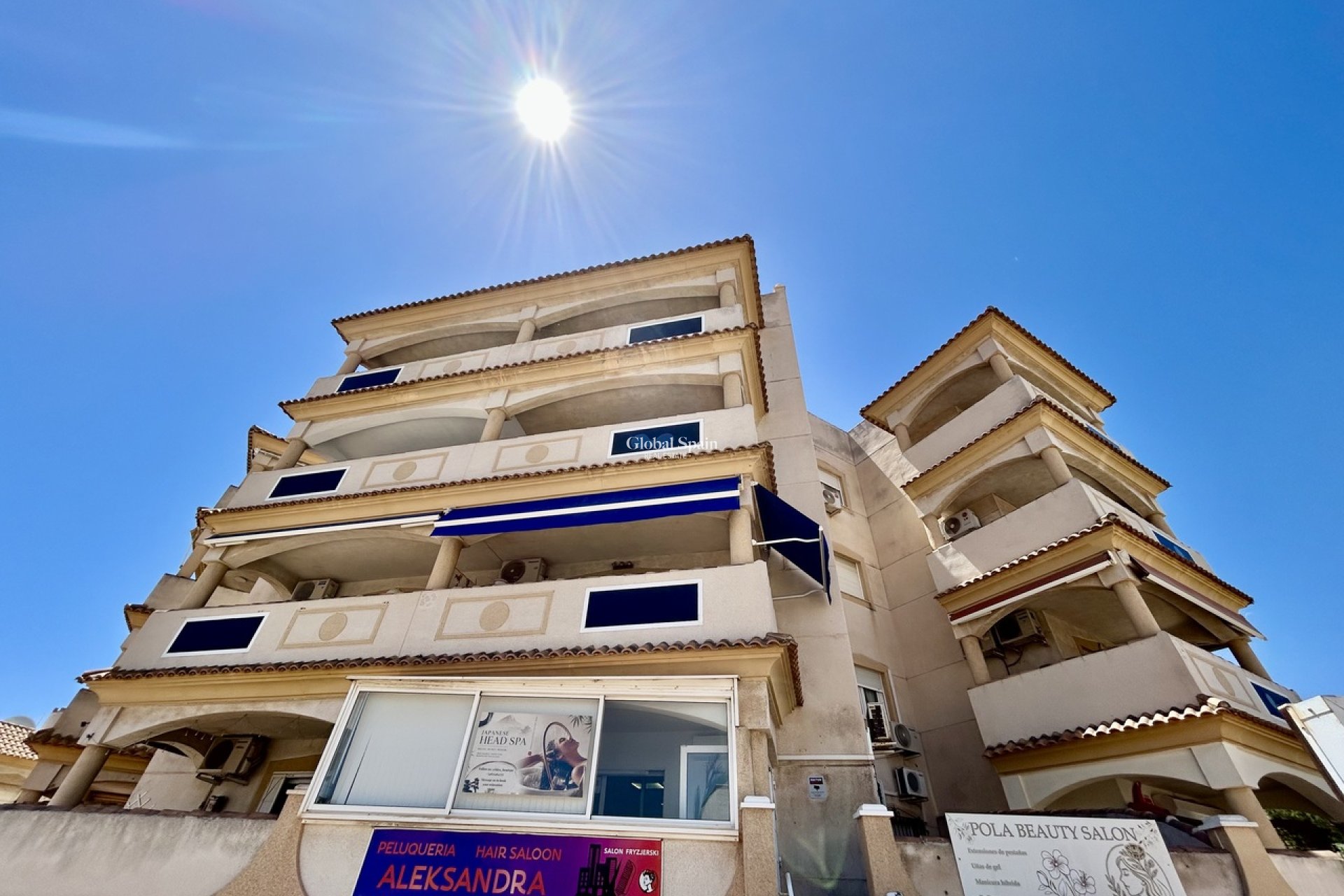 Venta - APARTAMENTO -
LA ZENIA - Costa Blanca