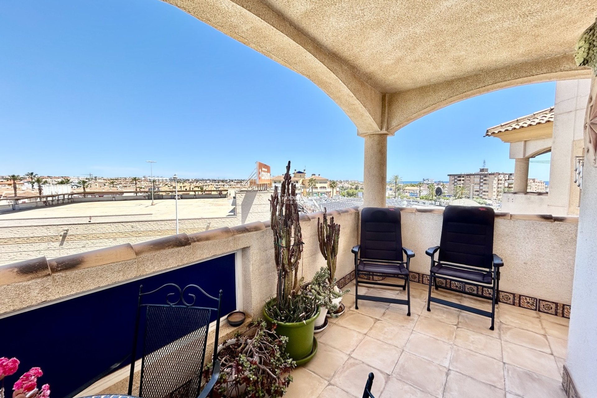 Venta - APARTAMENTO -
LA ZENIA - Costa Blanca