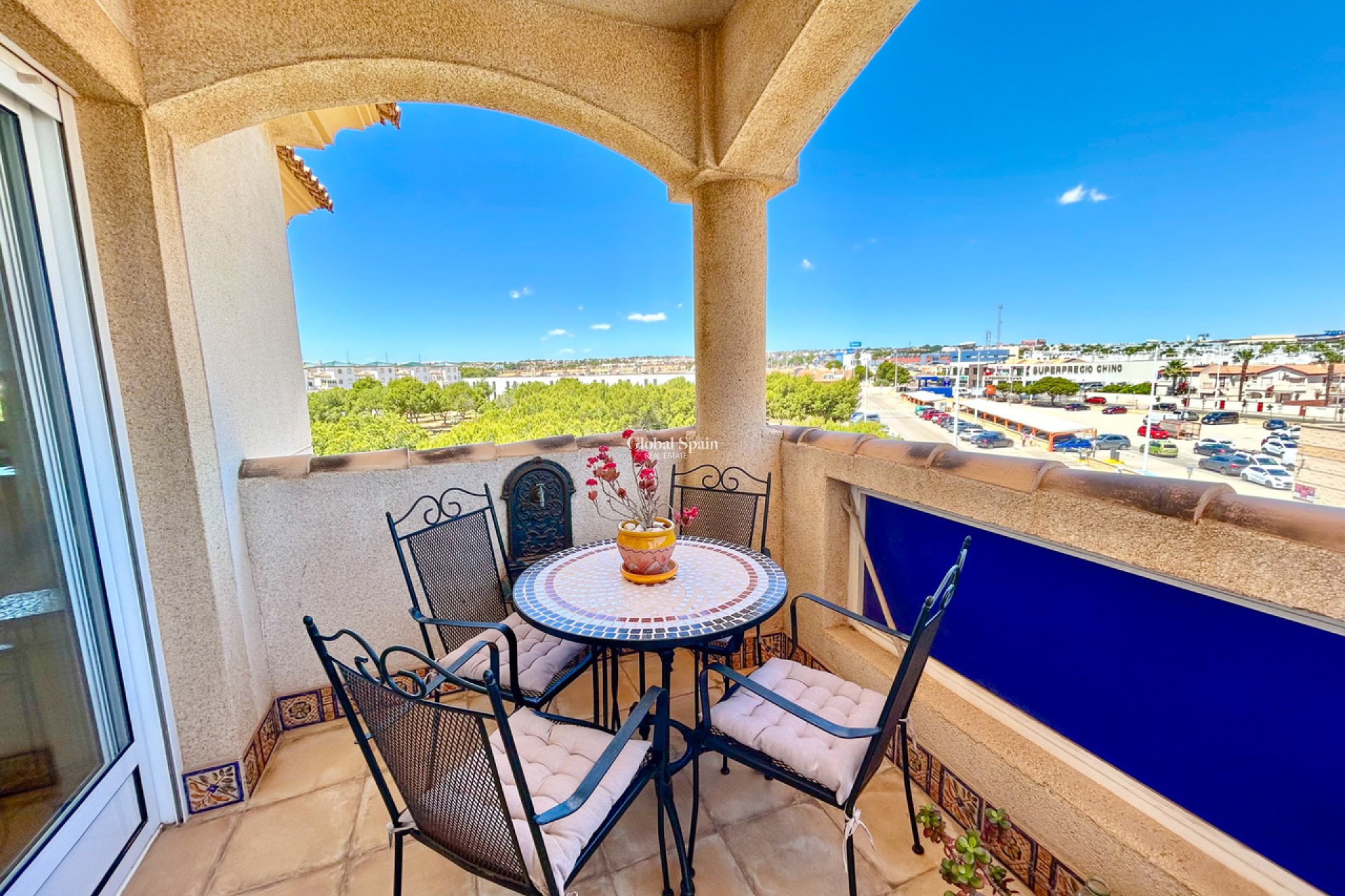 Venta - APARTAMENTO -
LA ZENIA - Costa Blanca
