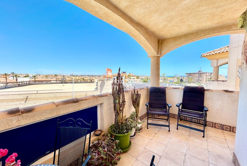 Venta - APARTAMENTO -
LA ZENIA - Costa Blanca