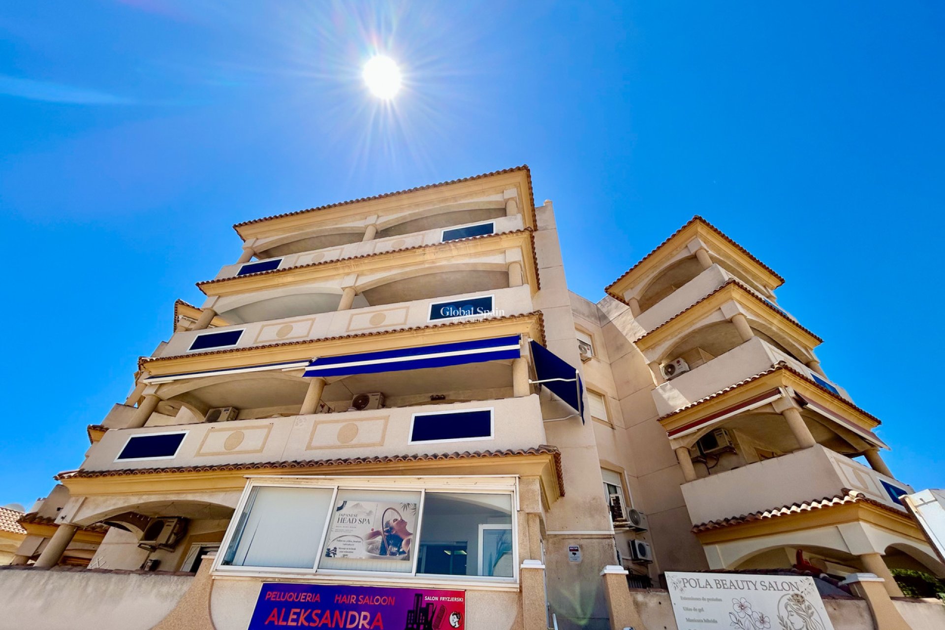 Venta - APARTAMENTO -
LA ZENIA - Costa Blanca