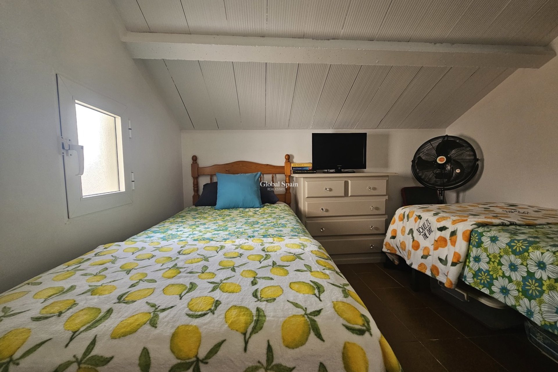 Venta - APARTAMENTO -
LA ZENIA - Costa Blanca