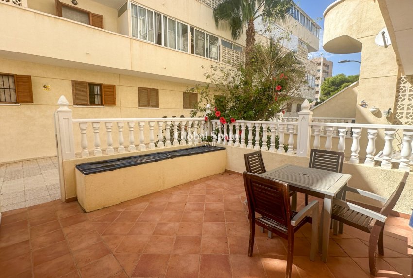 Venta - APARTAMENTO -
LA ZENIA - Costa Blanca