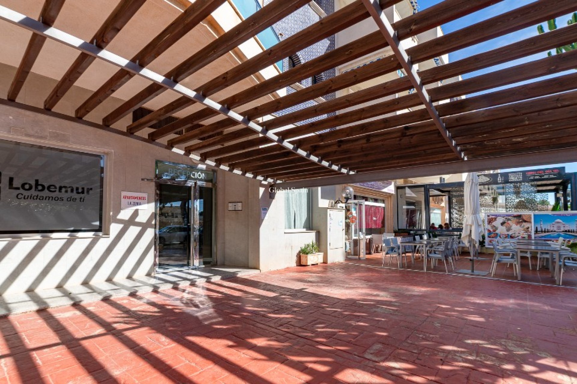 Venta - Apartamento -
LA ZENIA