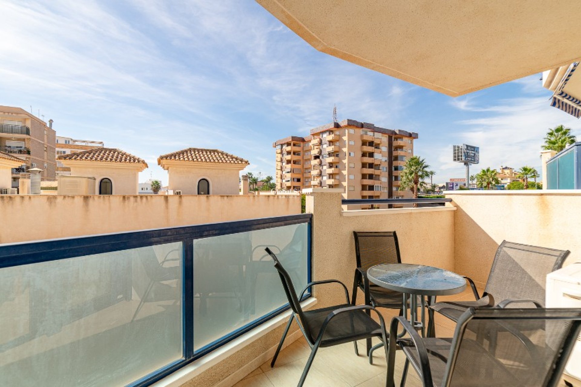 Venta - Apartamento -
LA ZENIA