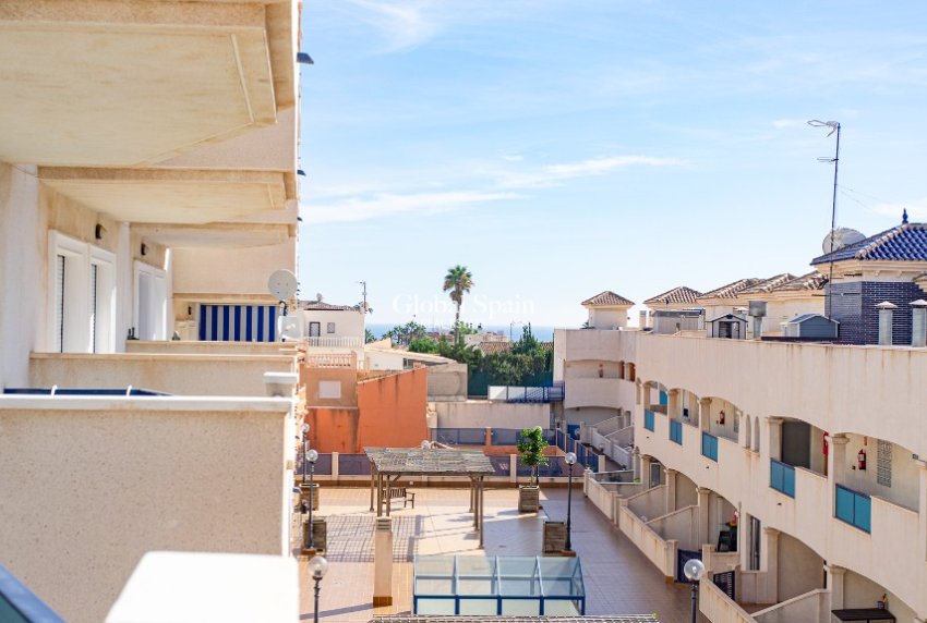 Venta - Apartamento -
LA ZENIA