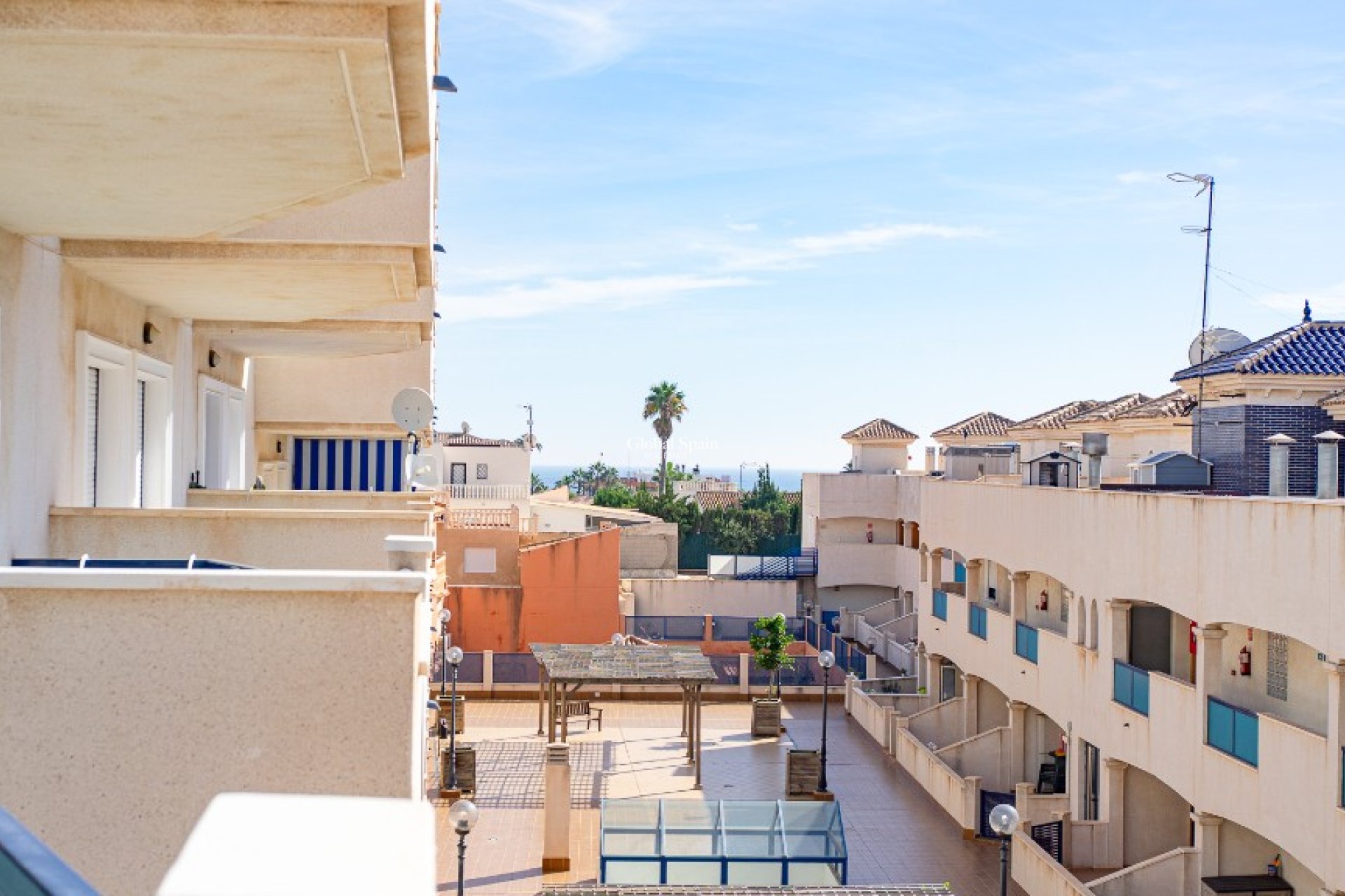 Venta - Apartamento -
LA ZENIA
