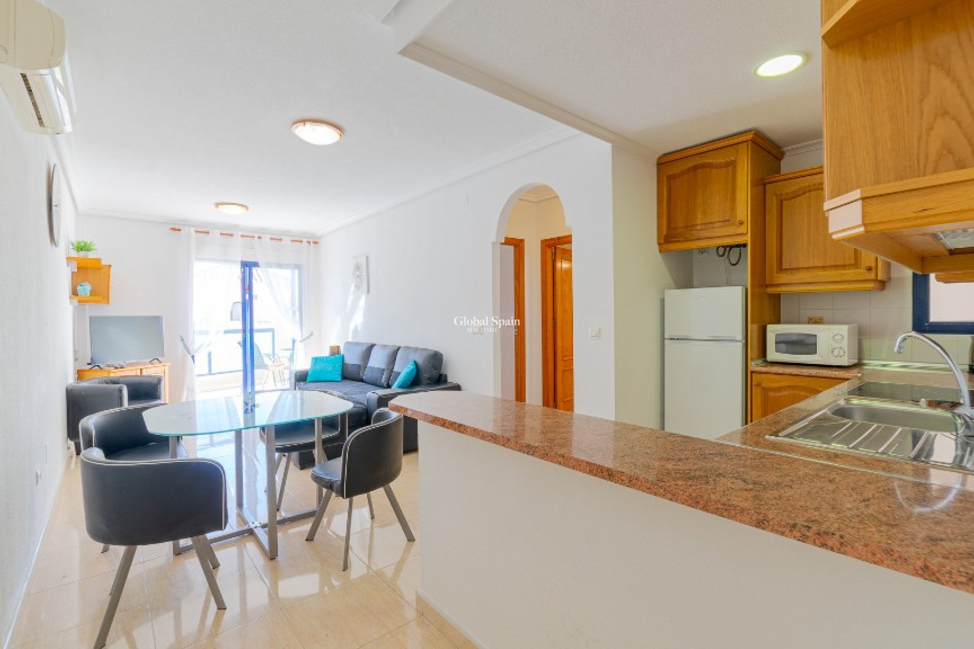 Venta - Apartamento -
LA ZENIA