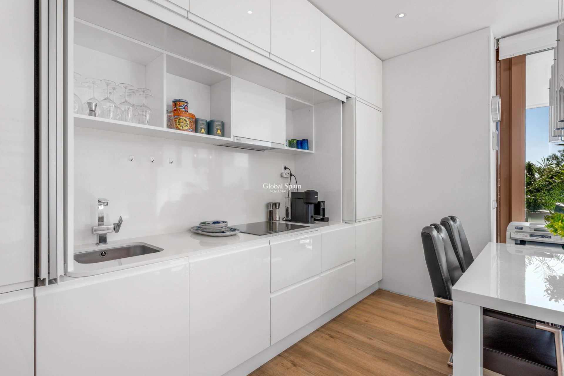 Venta - APARTAMENTO -
LAS COLINAS GOLF RESORT - Costa Blanca