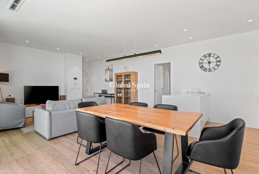 Venta - APARTAMENTO -
LAS COLINAS GOLF RESORT - Costa Blanca