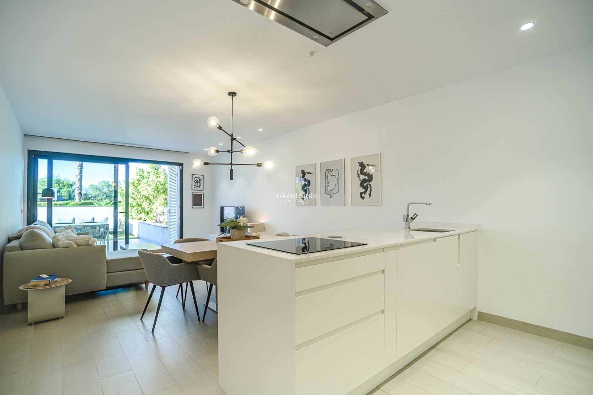 Venta - APARTAMENTO -
LAS COLINAS GOLF RESORT