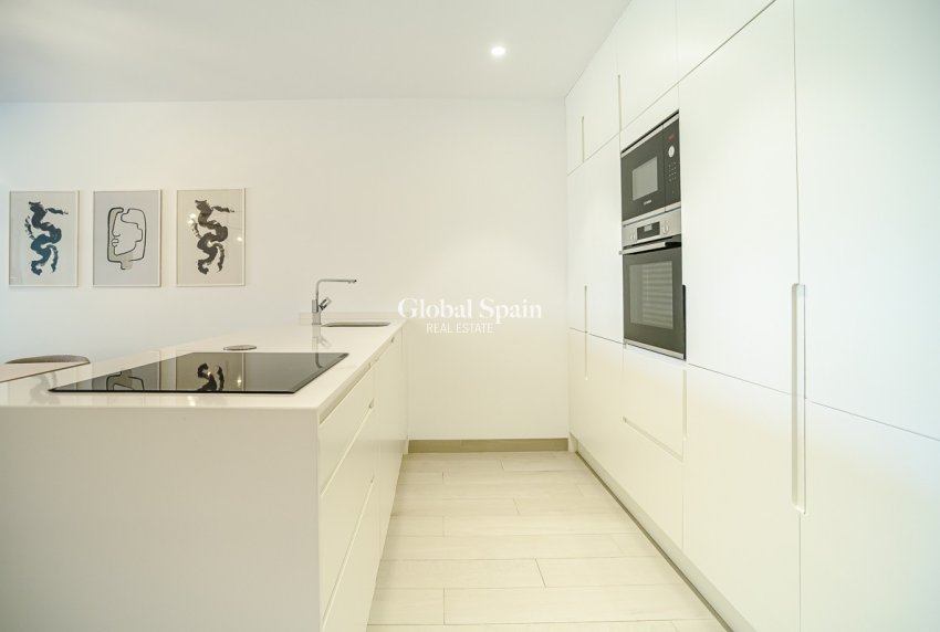 Venta - APARTAMENTO -
LAS COLINAS GOLF RESORT