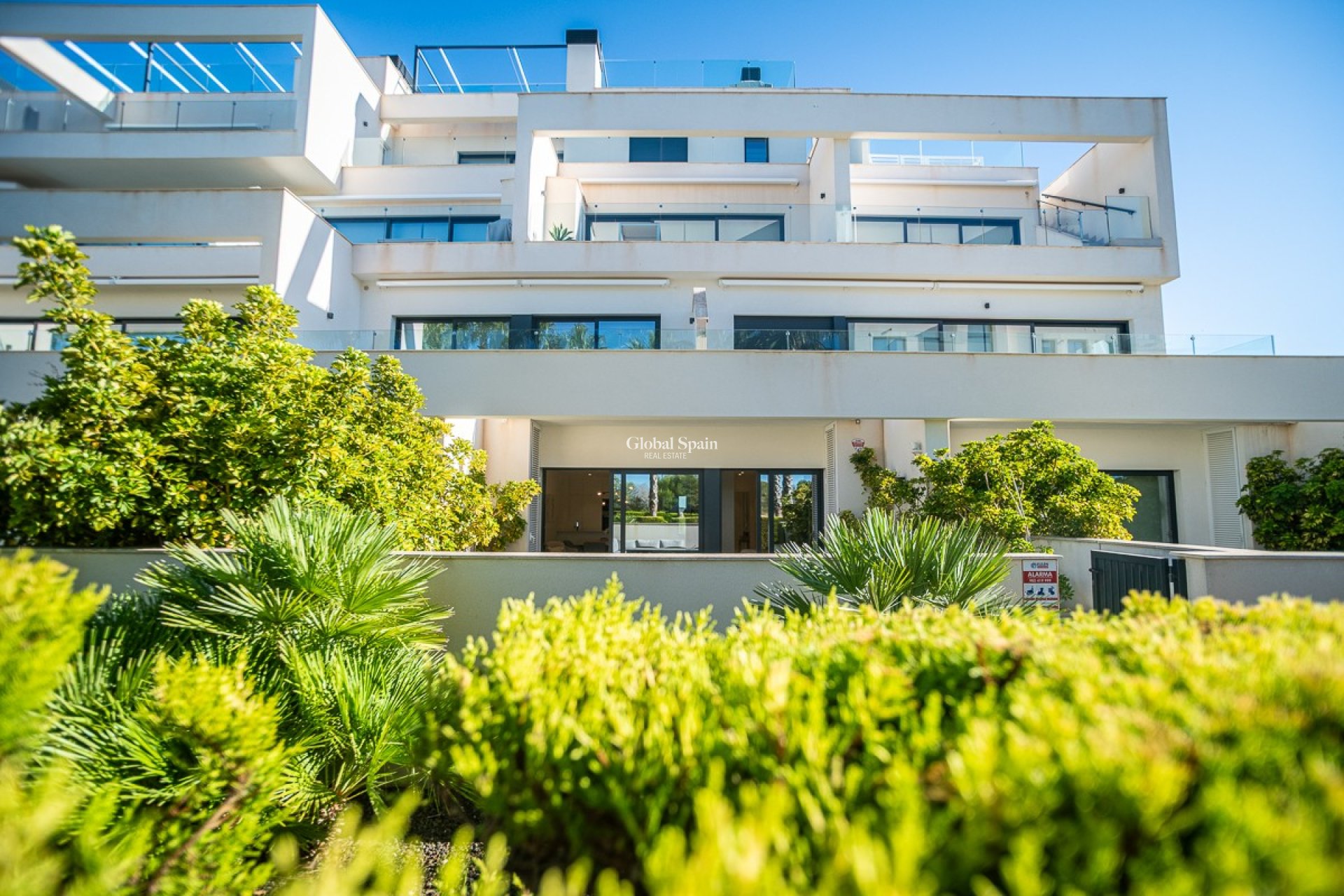 Venta - APARTAMENTO -
LAS COLINAS GOLF RESORT