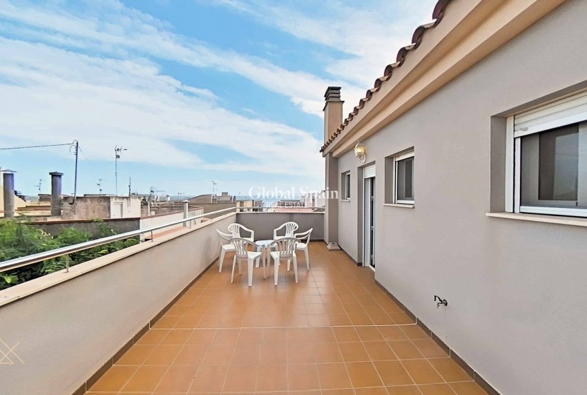 Venta - APARTAMENTO -
LO PAGÁN - La Puntica