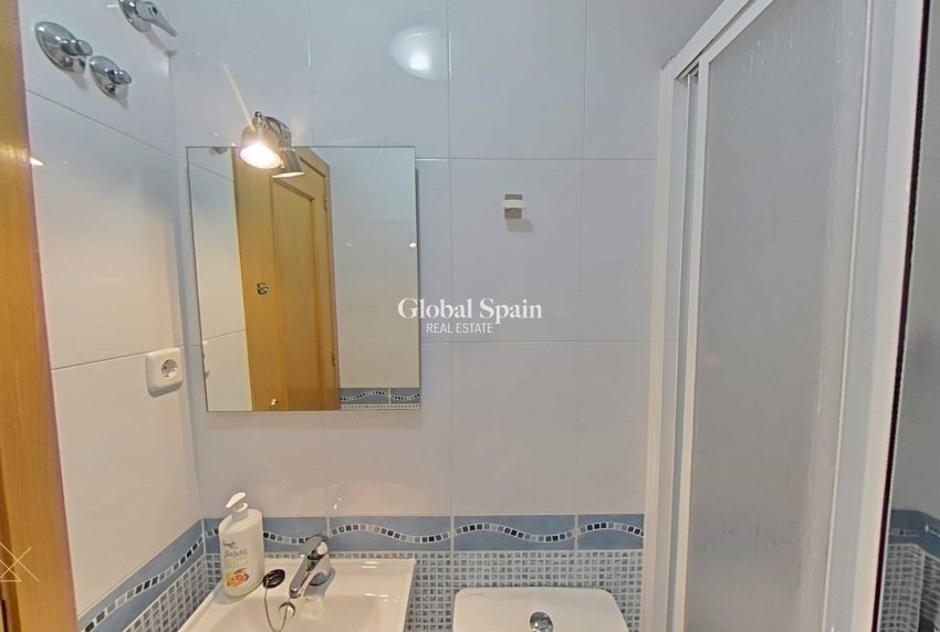 Venta - APARTAMENTO -
LO PAGÁN - La Puntica