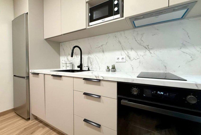 Venta - APARTAMENTO -
LO PAGÁN - La Puntica