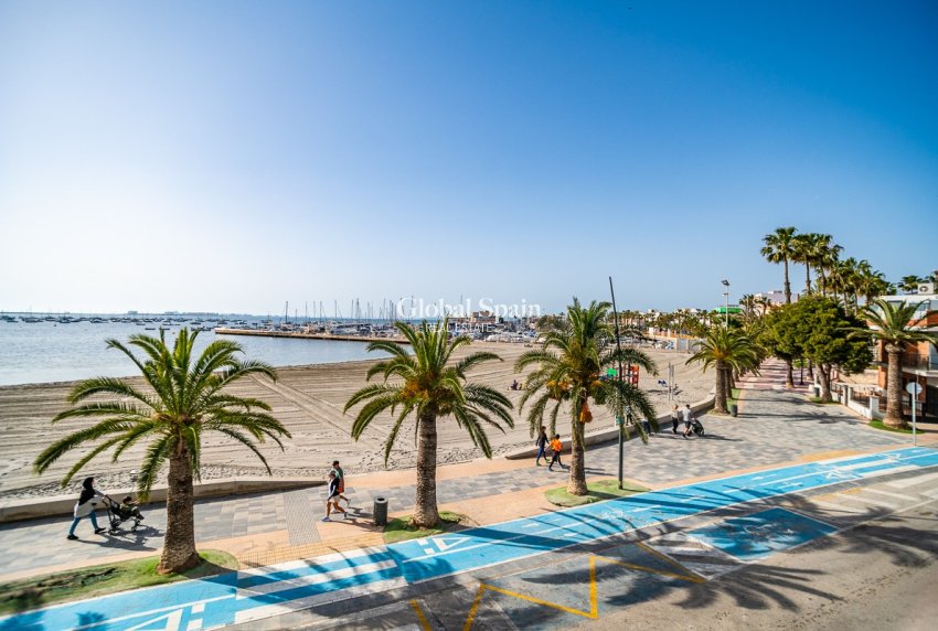 Venta - APARTAMENTO -
LO PAGÁN