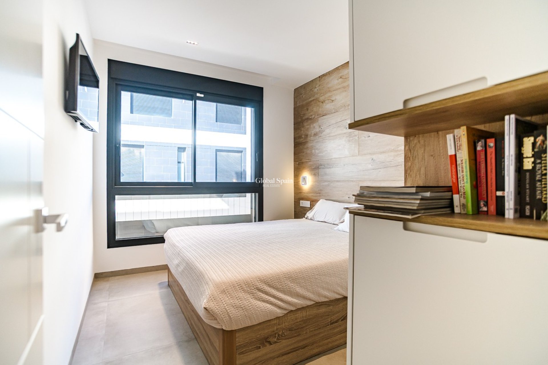 Venta - APARTAMENTO -
LO PAGÁN