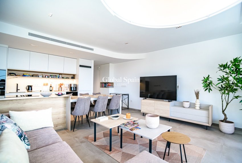 Venta - APARTAMENTO -
LO PAGÁN