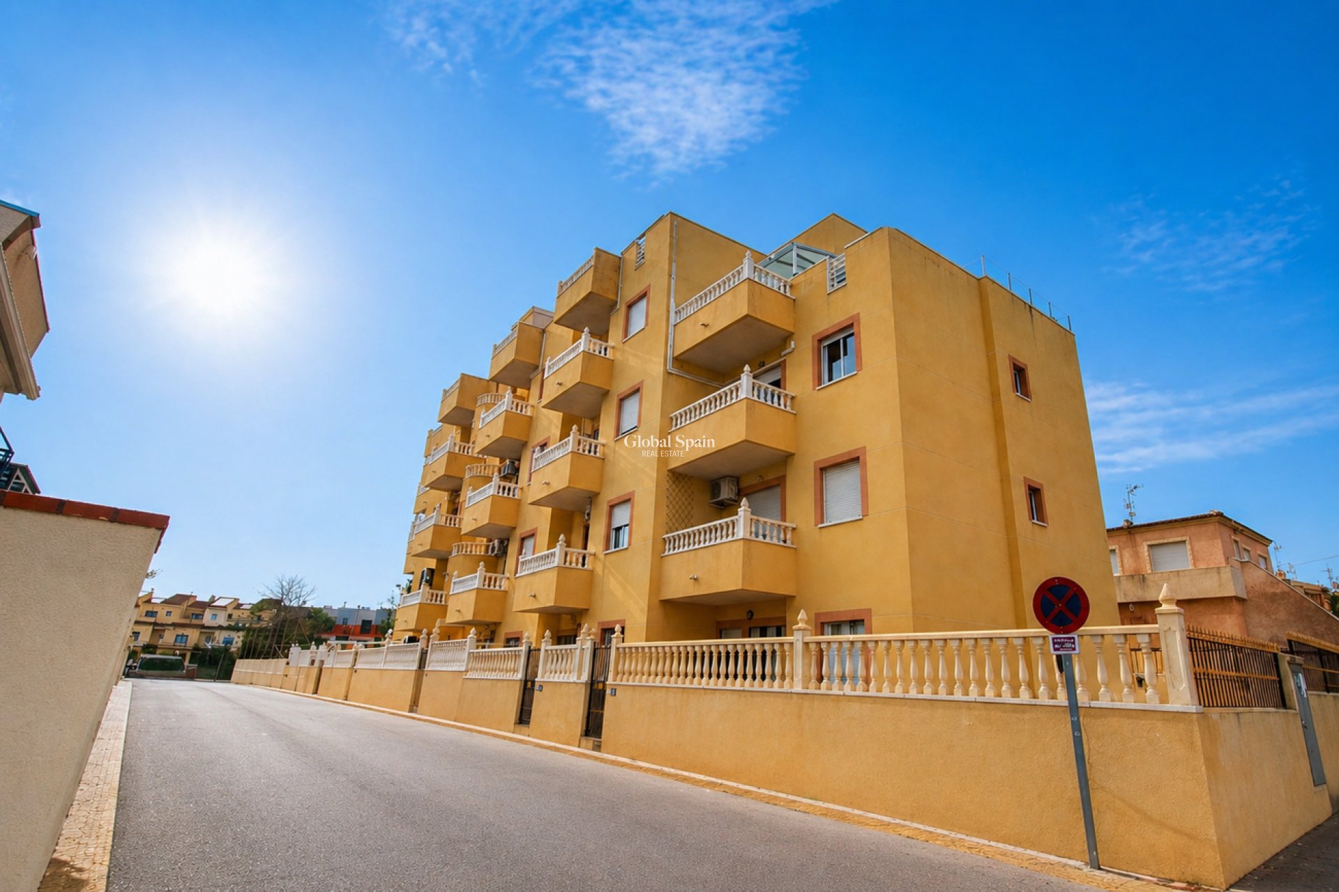 Venta - APARTAMENTO -
Lomas de Caboroig - Costa Blanca