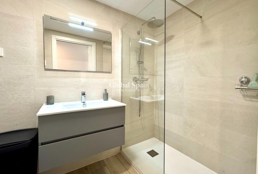 Venta - APARTAMENTO -
LOS ALCÁZARES - Dolores De Pacheco-santa Rosalía