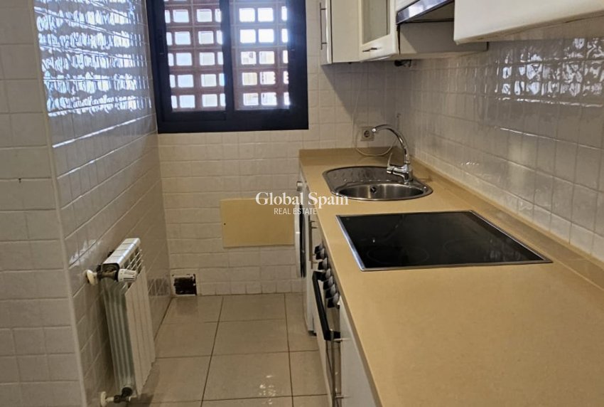 Venta - APARTAMENTO -
LOS ALCÁZARES