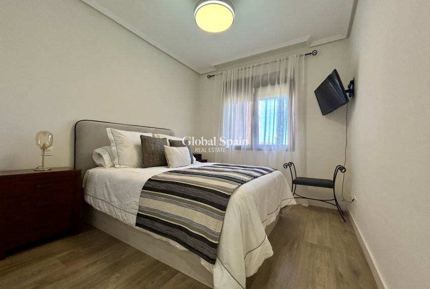 Venta - APARTAMENTO -
LOS ALCÁZARES