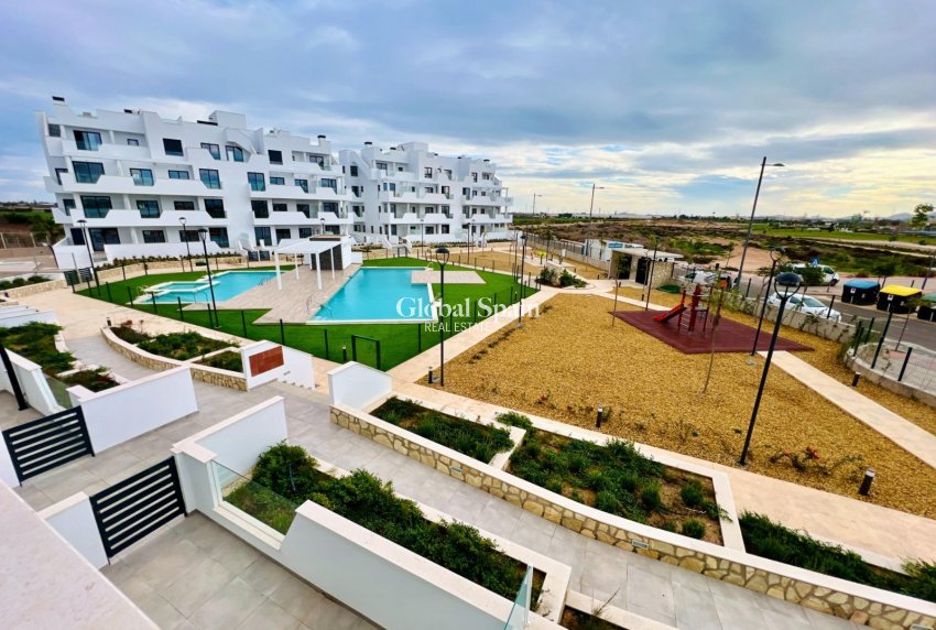 Venta - Apartamento -
LOS ALCÁZARES