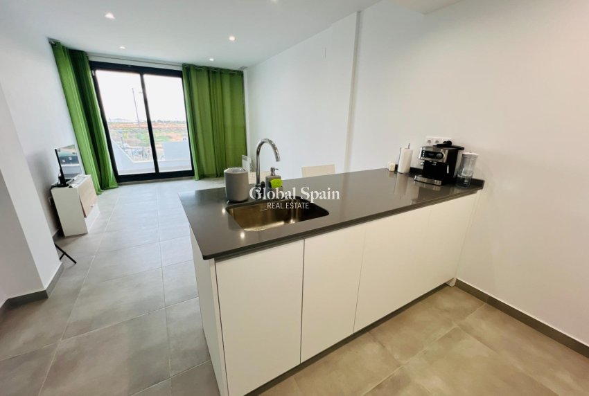 Venta - Apartamento -
LOS ALCÁZARES