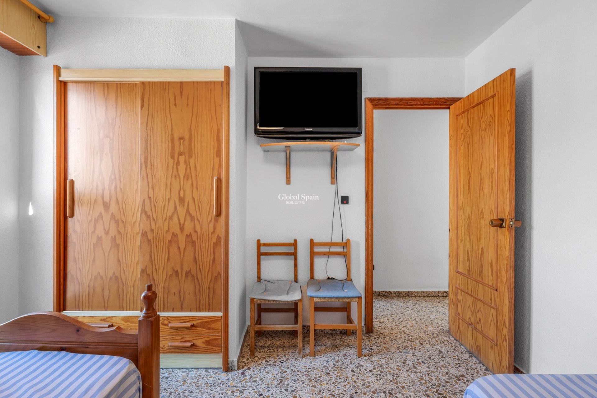Venta - APARTAMENTO -
LOS ARENALES DEL SOL - Segunda linea playa