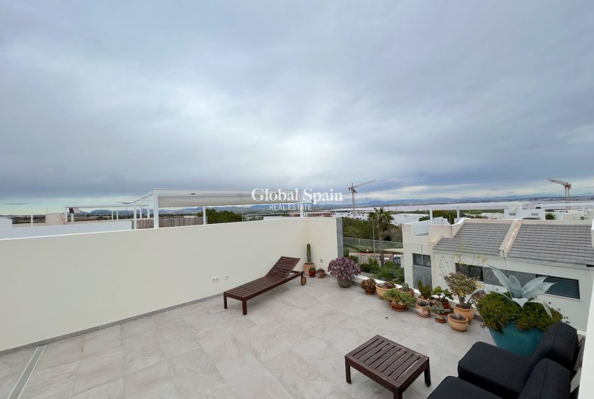 Venta - APARTAMENTO -
LOS BALCONES - LOS ALTOS - Costa Blanca