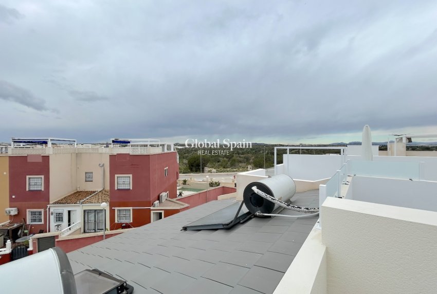 Venta - APARTAMENTO -
LOS BALCONES - LOS ALTOS - Costa Blanca