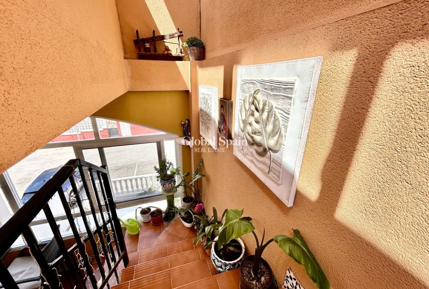 Venta - APARTAMENTO -
LOS BALCONES - LOS ALTOS - Costa Blanca