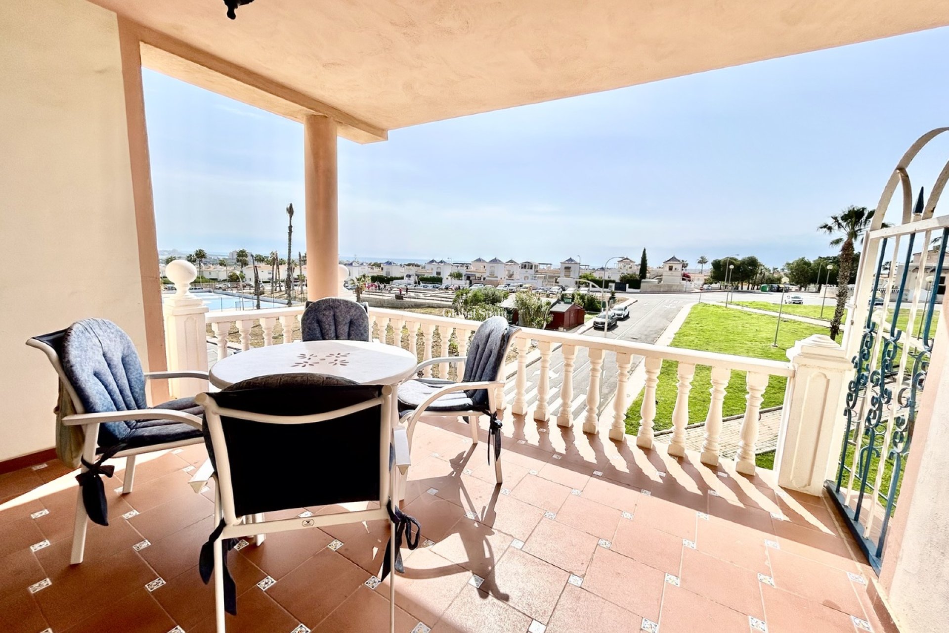 Venta - APARTAMENTO -
LOS BALCONES - LOS ALTOS - Costa Blanca