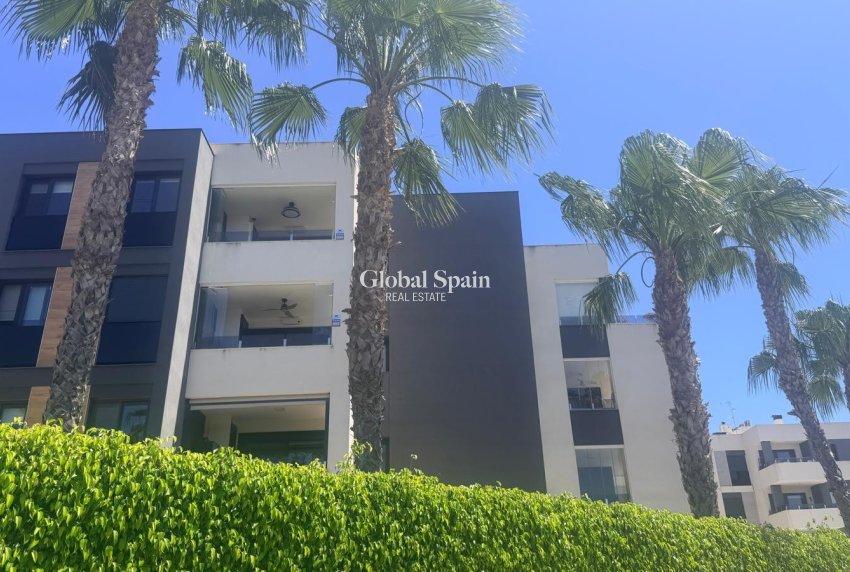 Venta - APARTAMENTO -
LOS BALCONES - LOS ALTOS - Costa Blanca