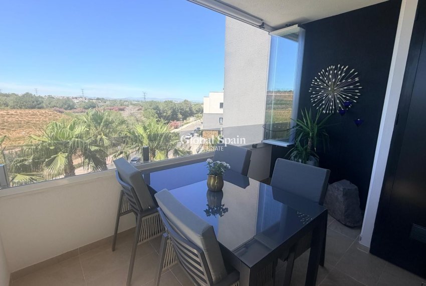Venta - APARTAMENTO -
LOS BALCONES - LOS ALTOS - Costa Blanca