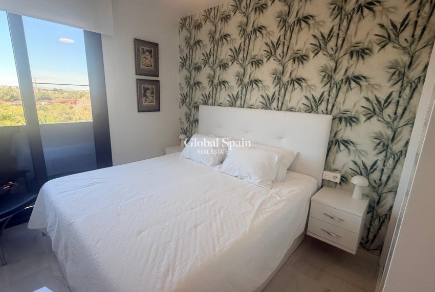 Venta - APARTAMENTO -
LOS BALCONES - LOS ALTOS - Costa Blanca
