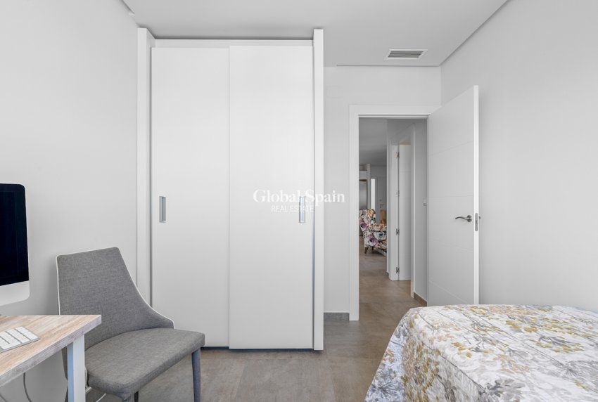Venta - APARTAMENTO -
LOS DOLSES - Inland