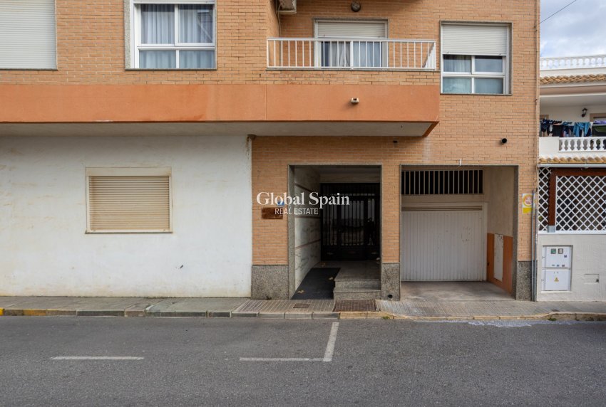 Venta - APARTAMENTO -
LOS MONTESINOS - Costa Blanca