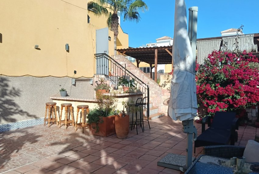 Venta - APARTAMENTO -
LOS MONTESINOS - Costa Blanca
