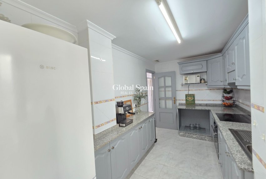 Venta - APARTAMENTO -
LOS MONTESINOS - Costa Blanca