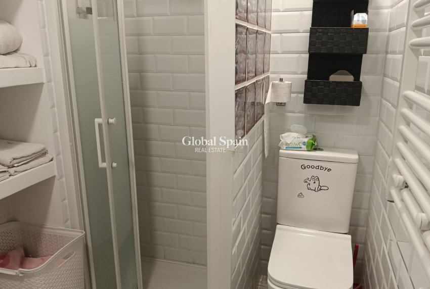 Venta - APARTAMENTO -
LOS MONTESINOS - Costa Blanca