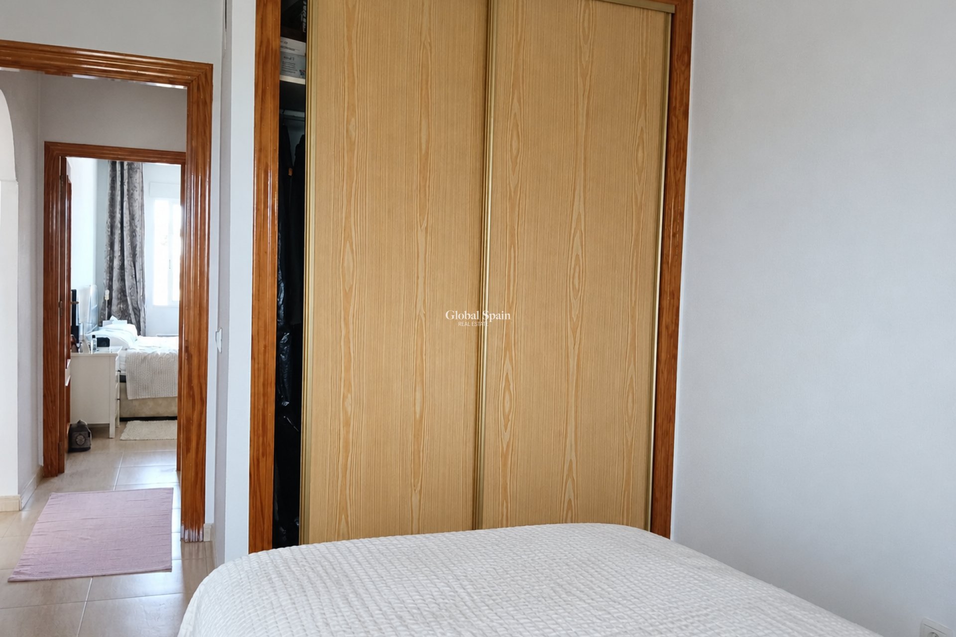 Venta - APARTAMENTO -
LOS MONTESINOS - Urbanizacion montesol