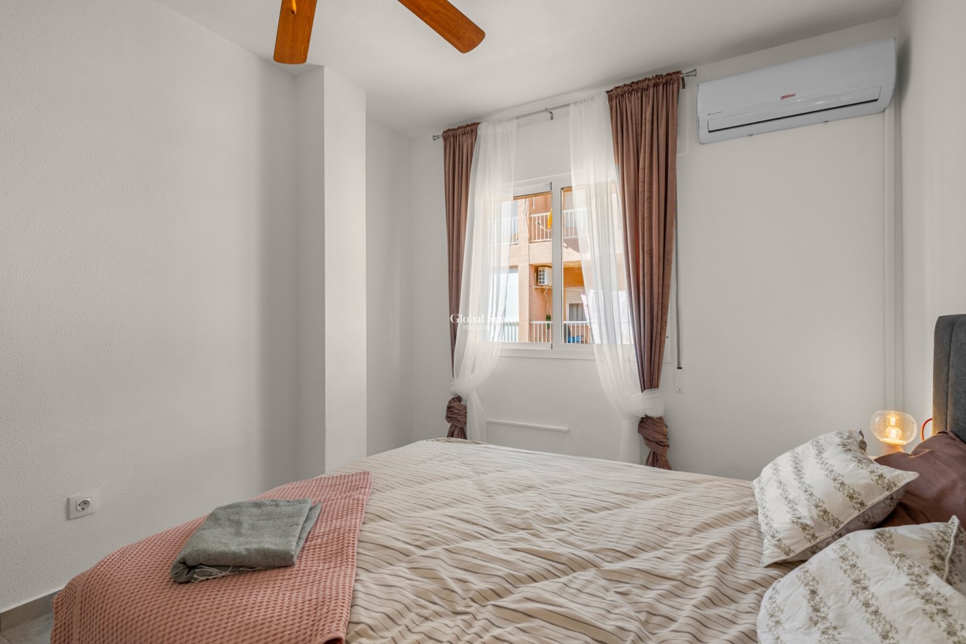 Venta - APARTAMENTO -
LOS URRUTIAS - Estrella de Mar