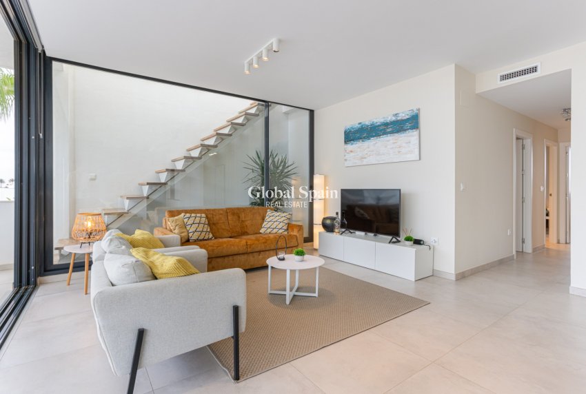 Venta - APARTAMENTO -
MAR DE CRISTAL - Costa Calida